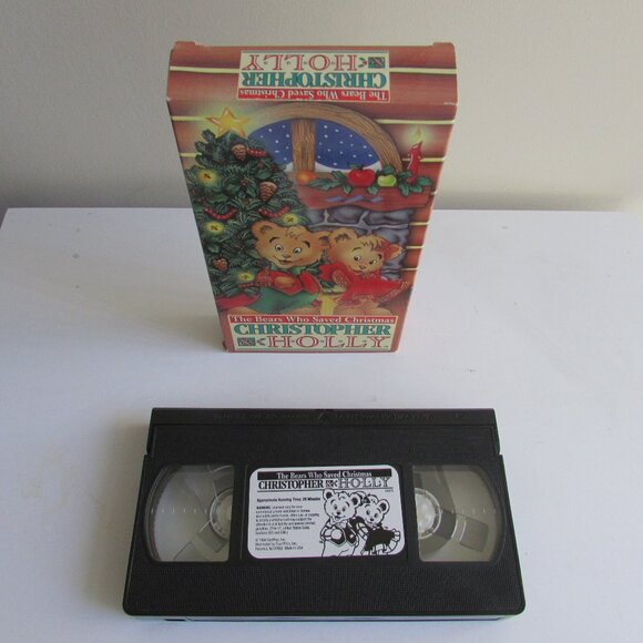 VHS Tapes - 4 Animated Christmas movies - Picture 5 of 10